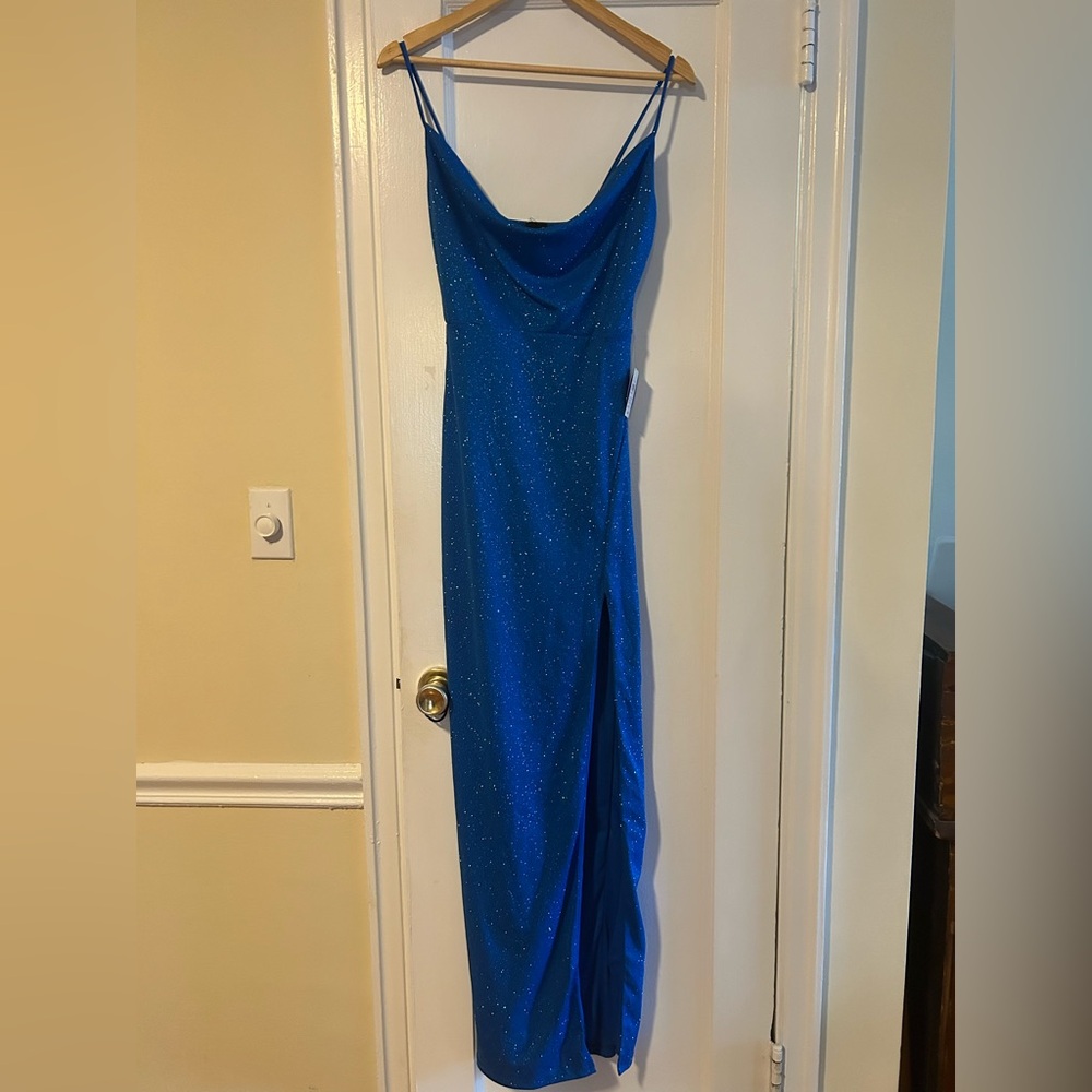 Windsor  Blue Turquoise Formal Prom Gown